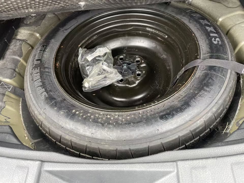 2017 Nissan Nissan SV AWD