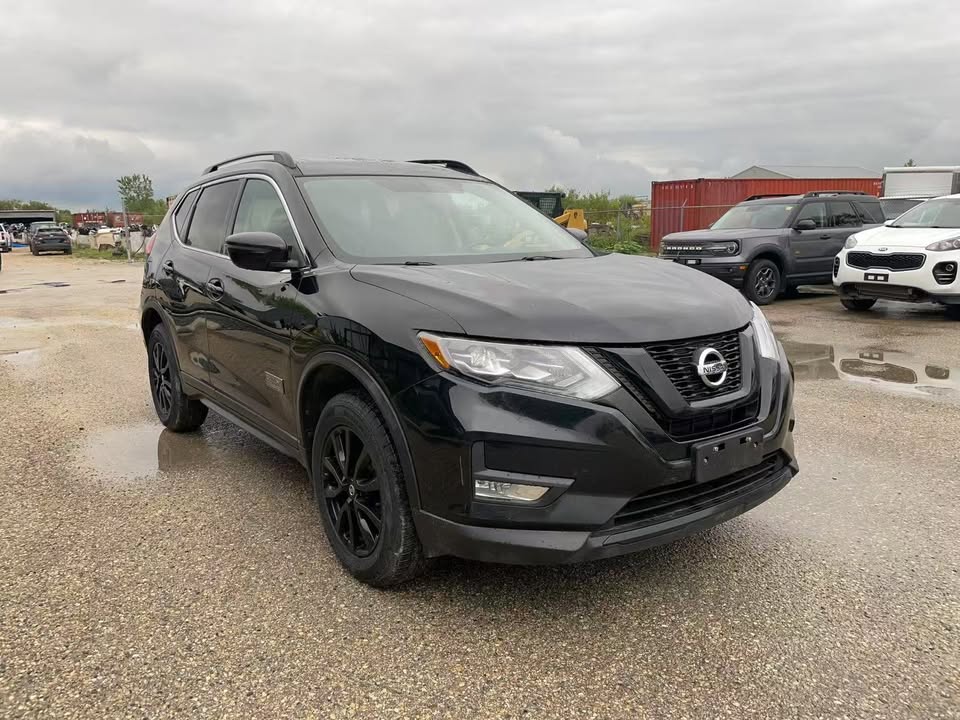 2017 Nissan Nissan SV AWD