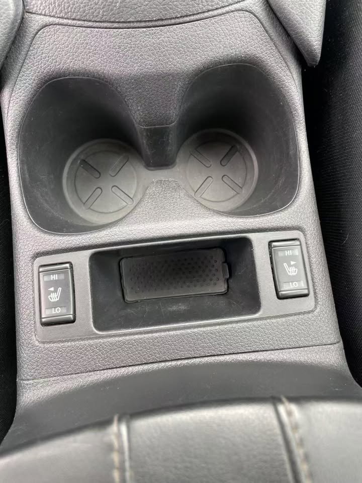 2017 Nissan Nissan SV AWD