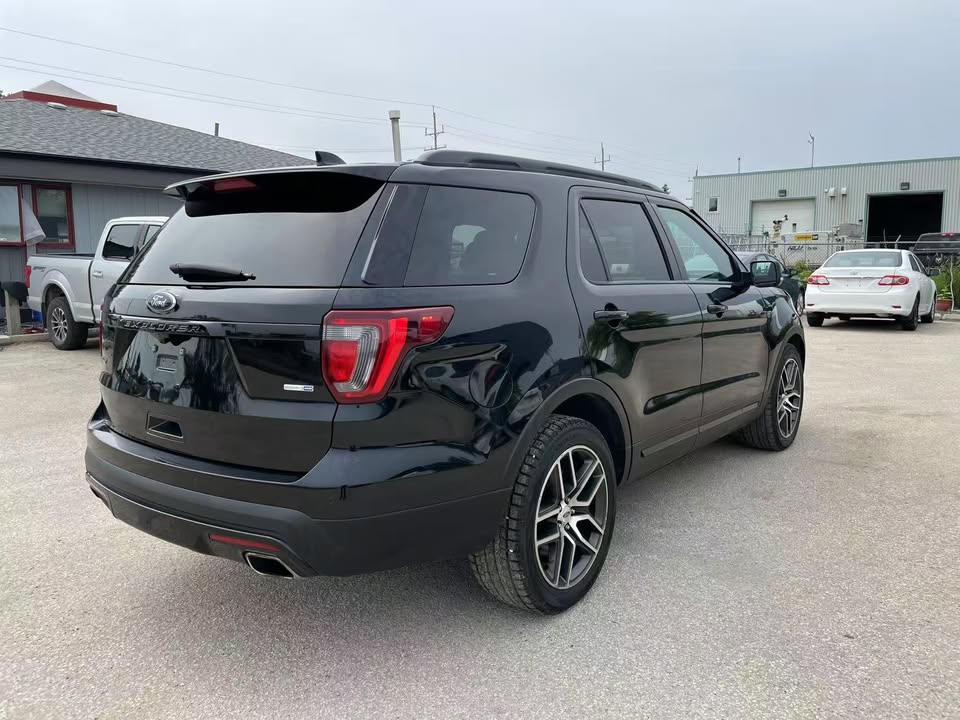 2016 Ford Explorer Sport