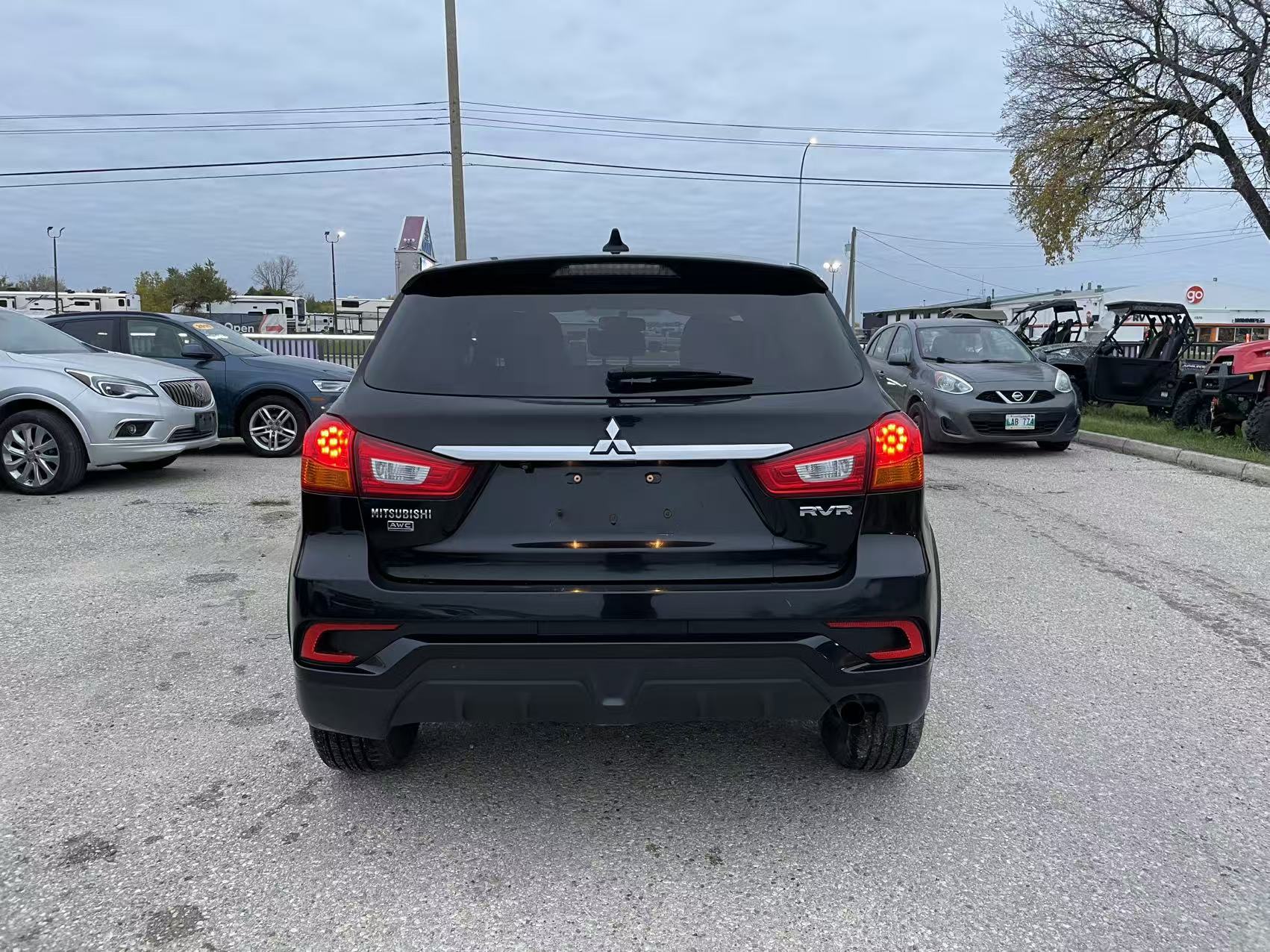 2018 Mitsubishi RVR SE