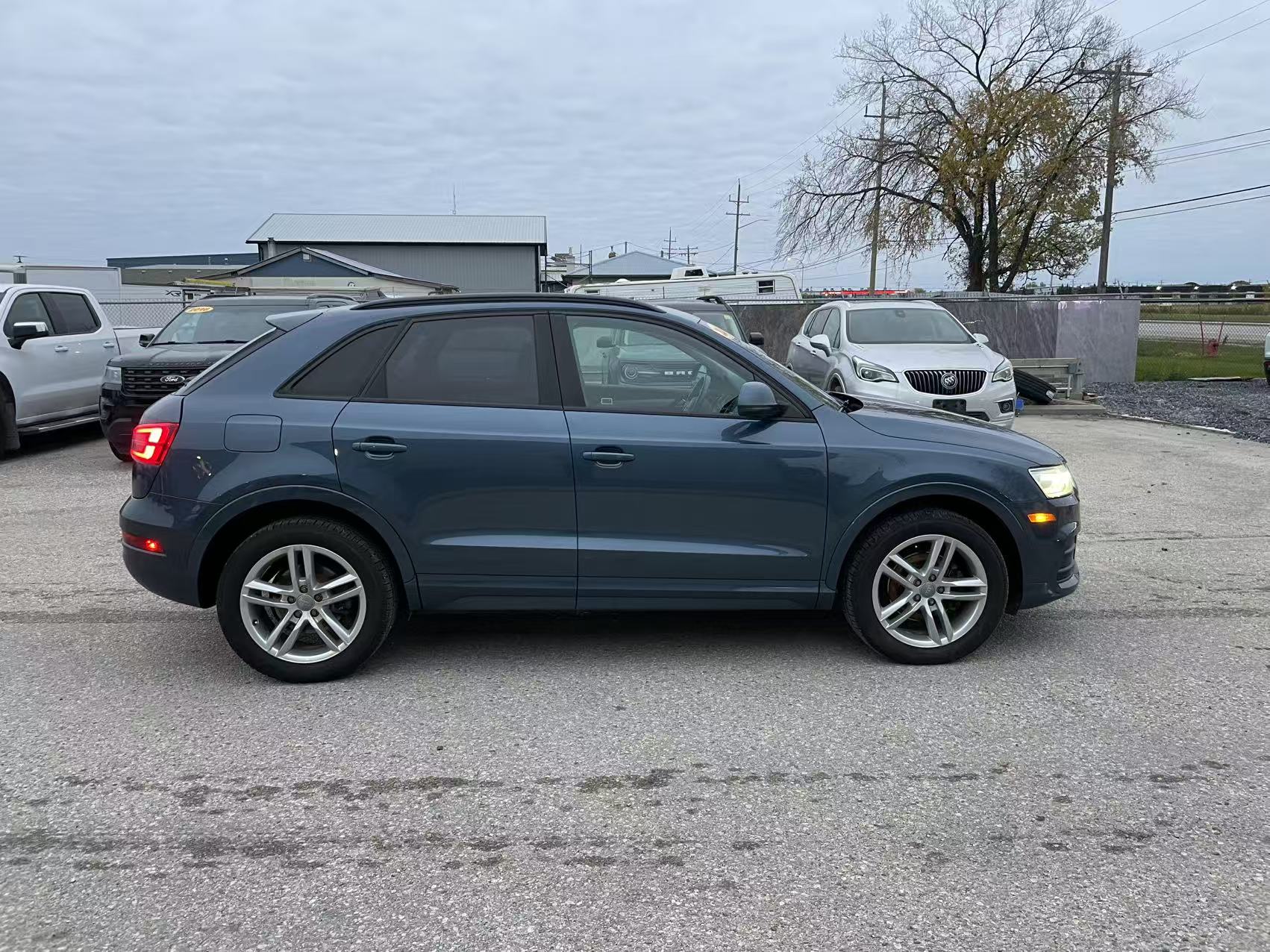 2016 Audi Q3