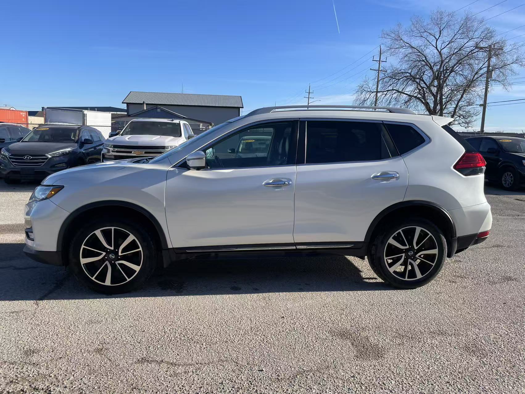 2017 Nissan Rogue SV