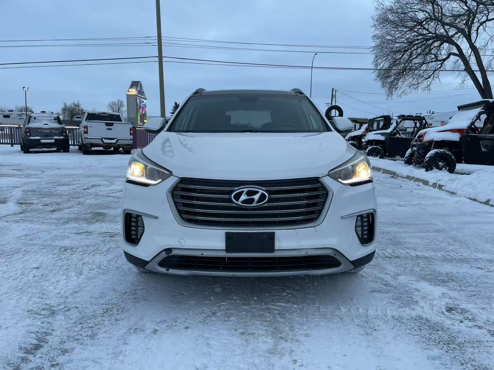 2017 Hyundai Santa Fe XL Luxury