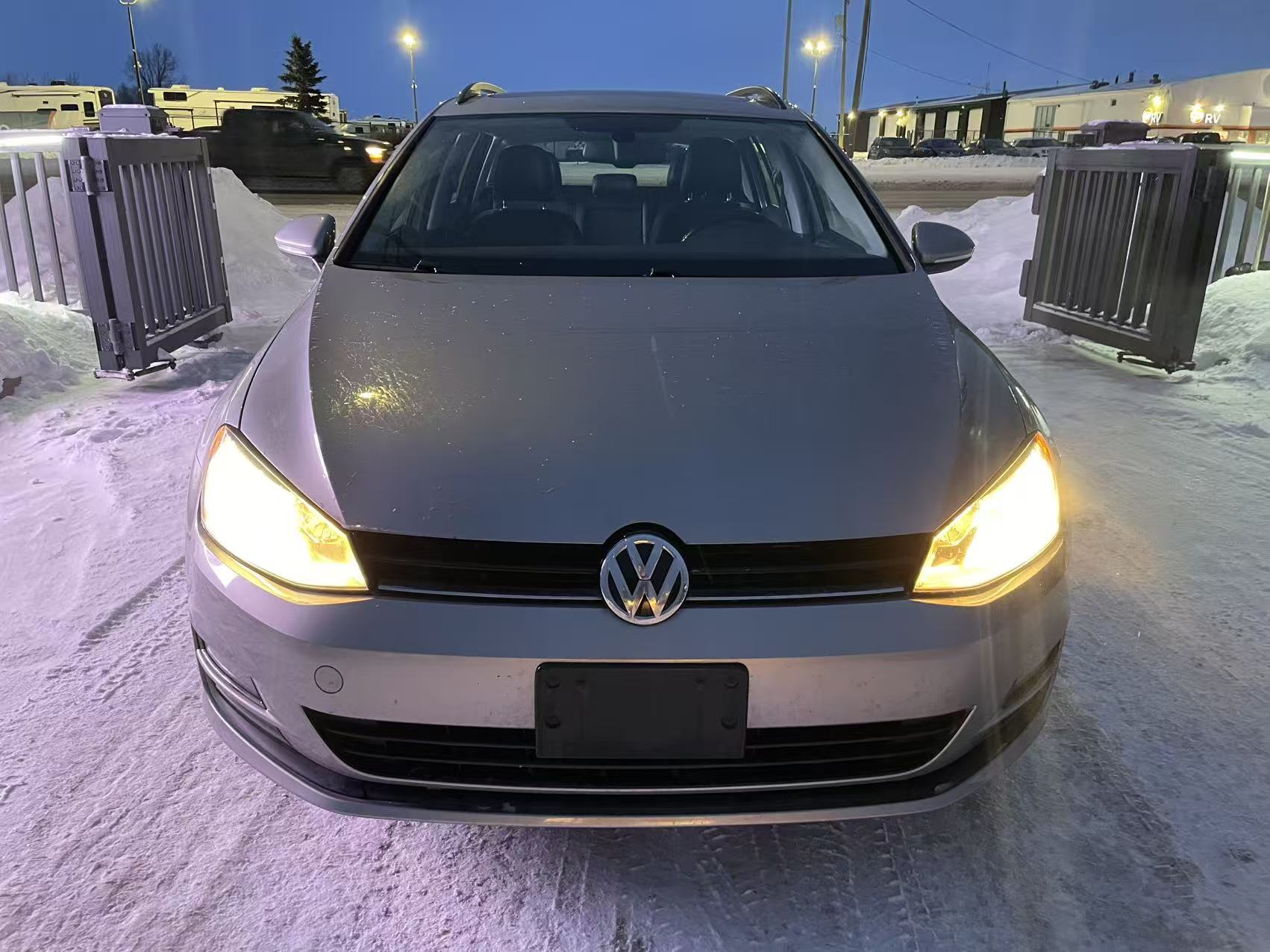 2016 Volkswagen Golf Sportwagon