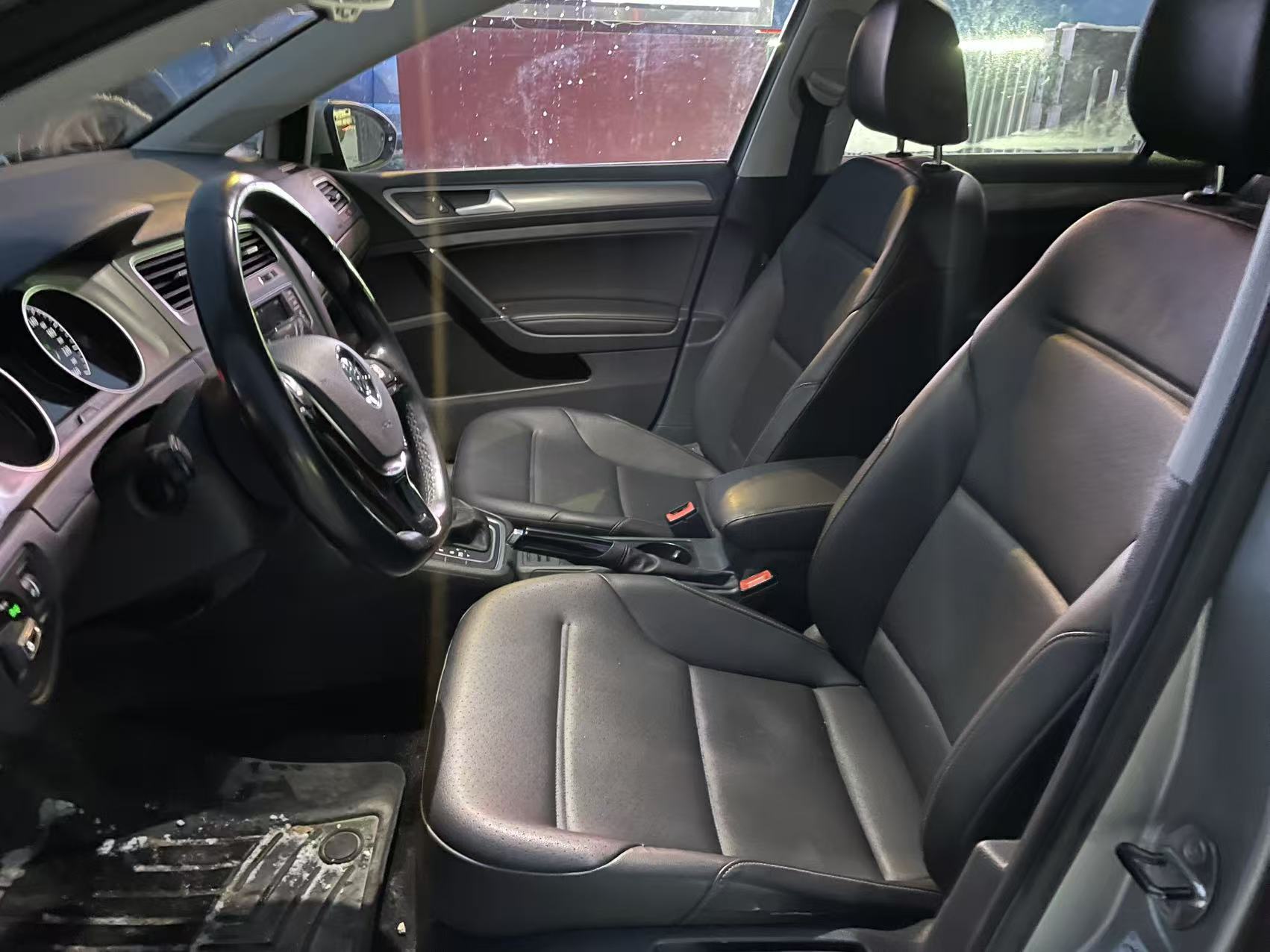 2016 Volkswagen Golf Sportwagon