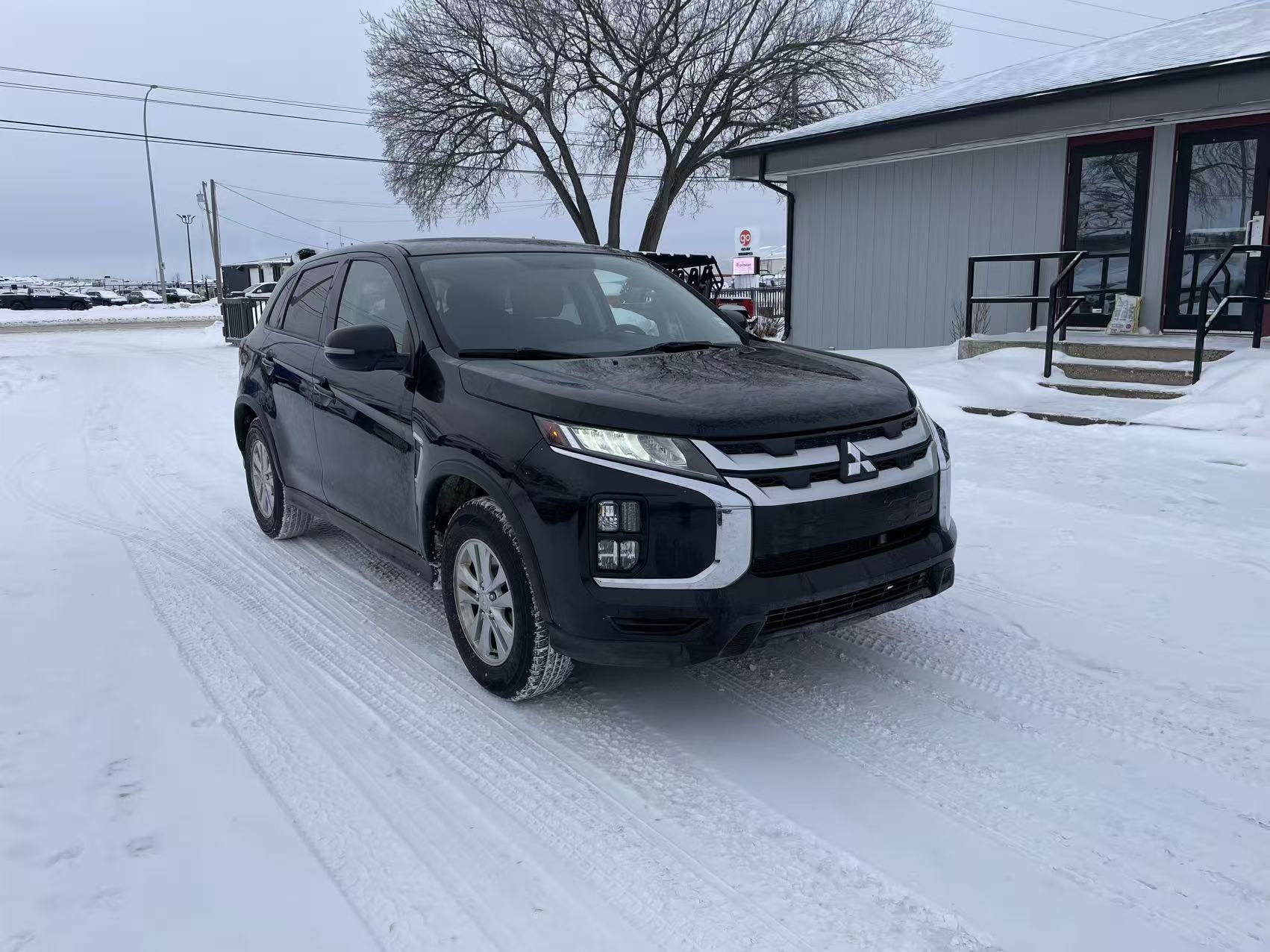 2021 Mitsubishi RVR SE