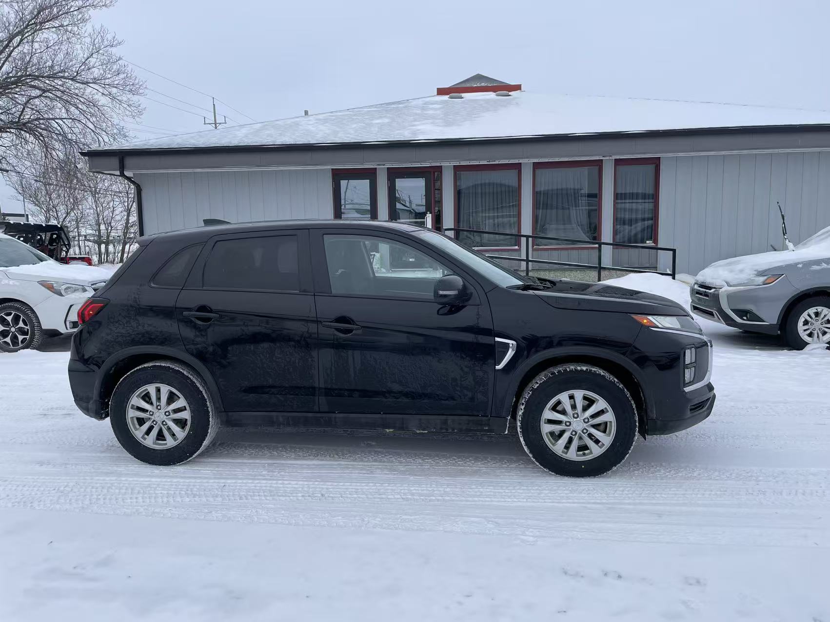 2021 Mitsubishi RVR SE