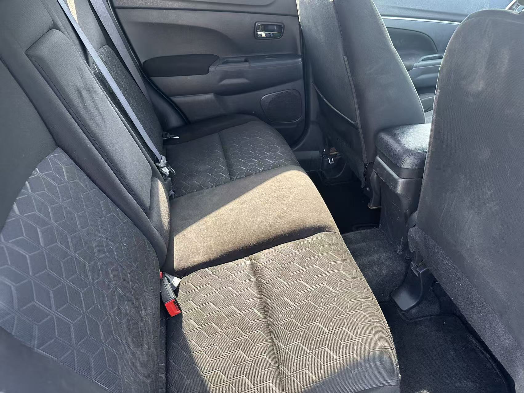2020 Mitsubishi RVR SE