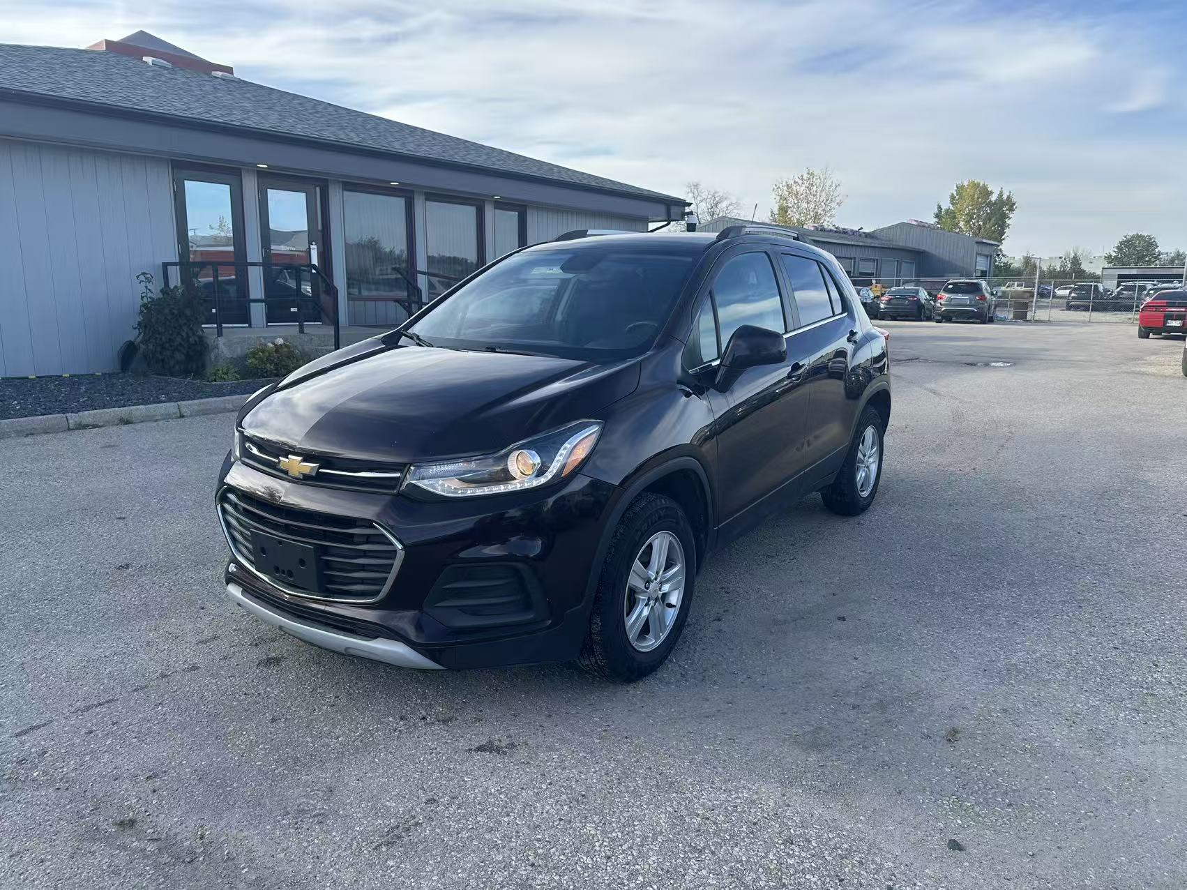 Trax LT